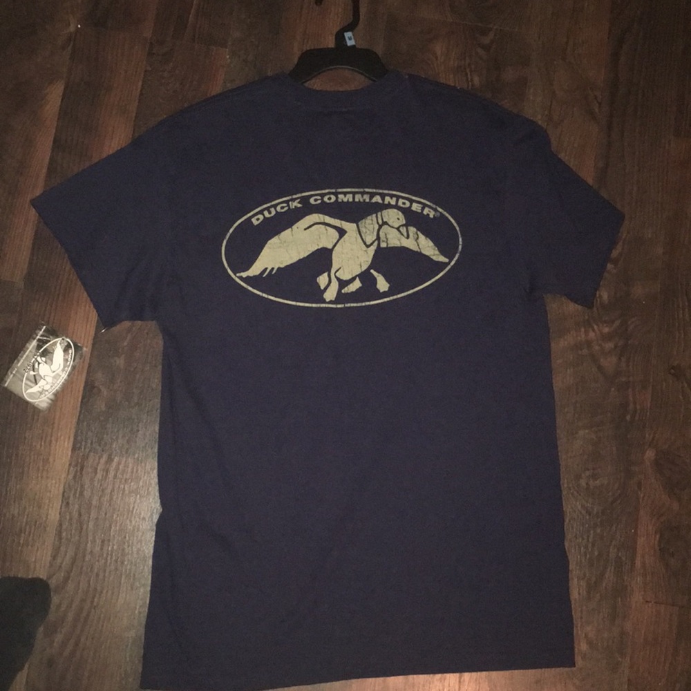 Duck Commander Navy blue shirt